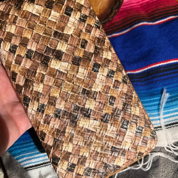 Vintage Leather Shoulder Bags Medium & Mini w/new wallet, storage box, sm. shawl - Picture 3 of 16